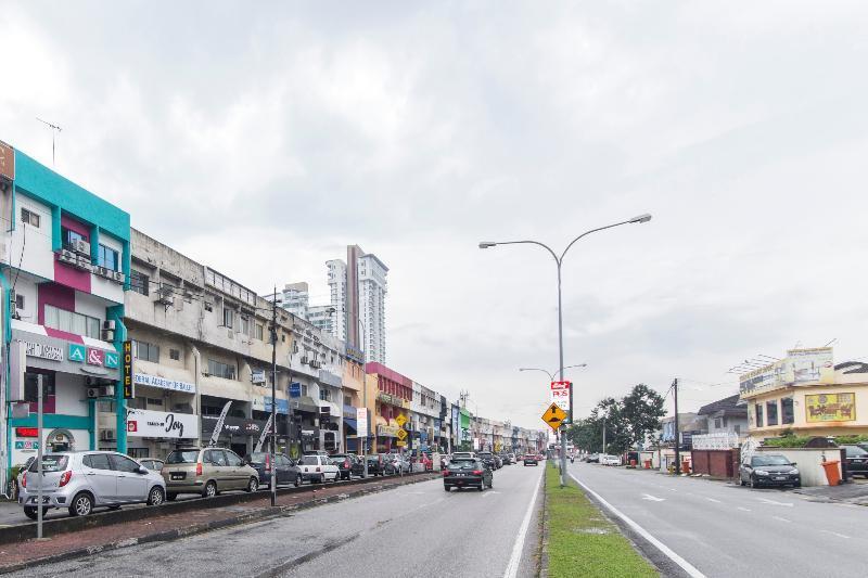Oyo 538 A&N Hotel Bukit Damansara Exterior photo