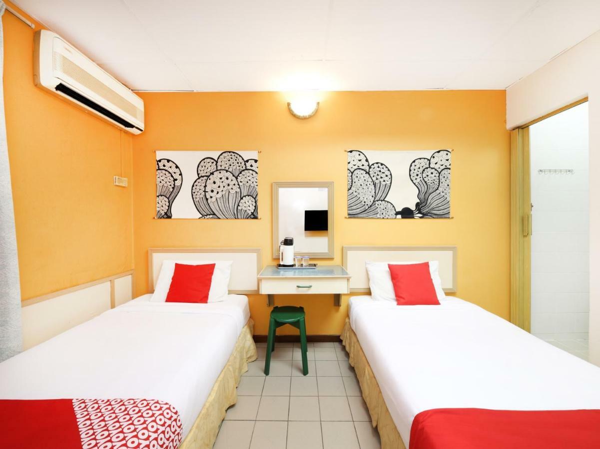 Oyo 538 A&N Hotel Bukit Damansara Exterior photo